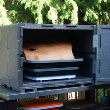 Load image into Gallery viewer, Rest EZ 'Que Crib Meat Resting Station
